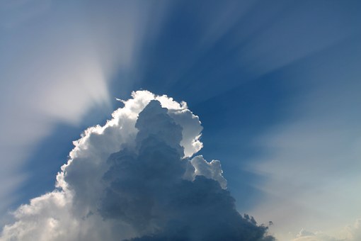 太陽の力を借りて副業可能!今すぐしたいソーラー発電の副業とは?