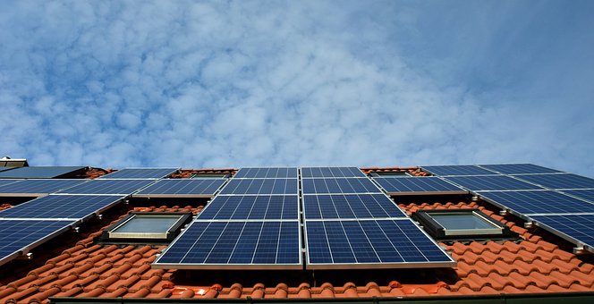 ソーラー発電で不労所得を得よう!太陽光発電は副業に最適